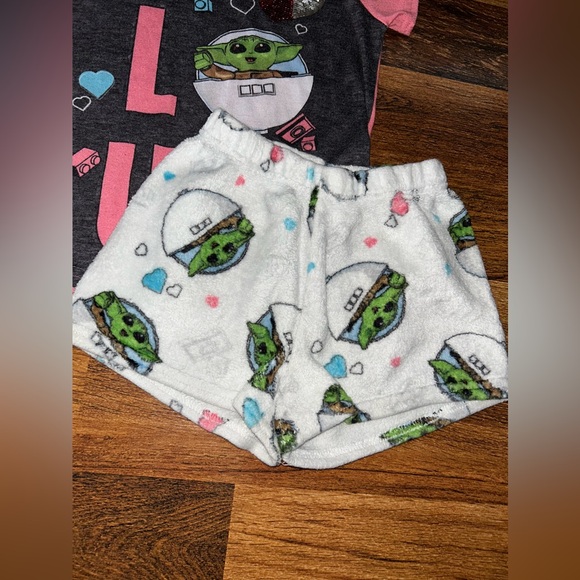 Girls Lego Star Wars Baby Yoda Pajamas - Picture 4 of 4